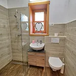 Jacobs House Planica アパート クランスカゴーラ