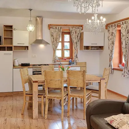 Apartment Jacobs House Planica *